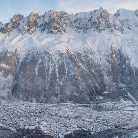 Renovated Flat At The Foot Of The Grands Montets * 霞慕尼